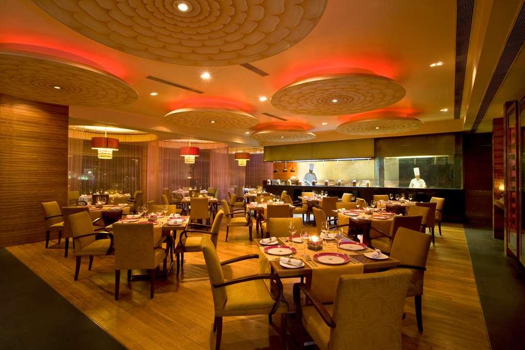 Hyatt Centric Mg Road Бангалор Екстериор снимка The restaurant