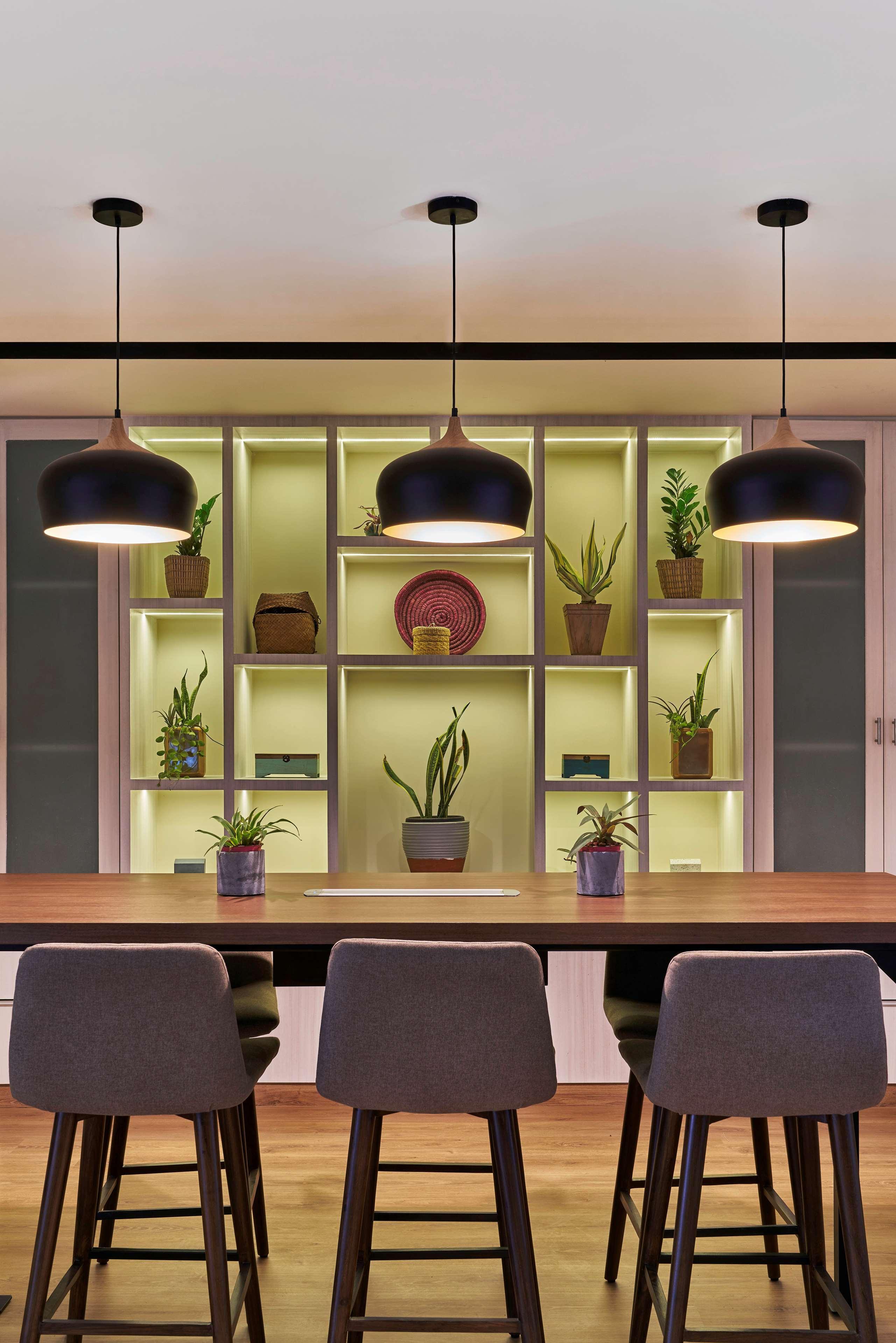 Hyatt Centric Mg Road Бангалор Екстериор снимка A kitchen with a built-in display case